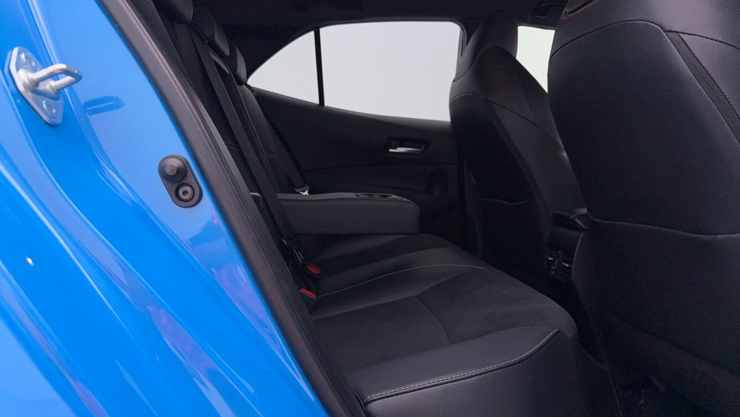 2020 Toyota Corolla Zr, Automatic, 38914 km, Right Side Rear Door Cabin View