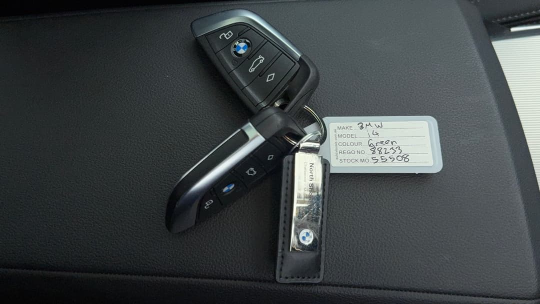 2024 BMW I4 Edrive35 Gran Coupe, Automatic, 11993 km, Key Close-up