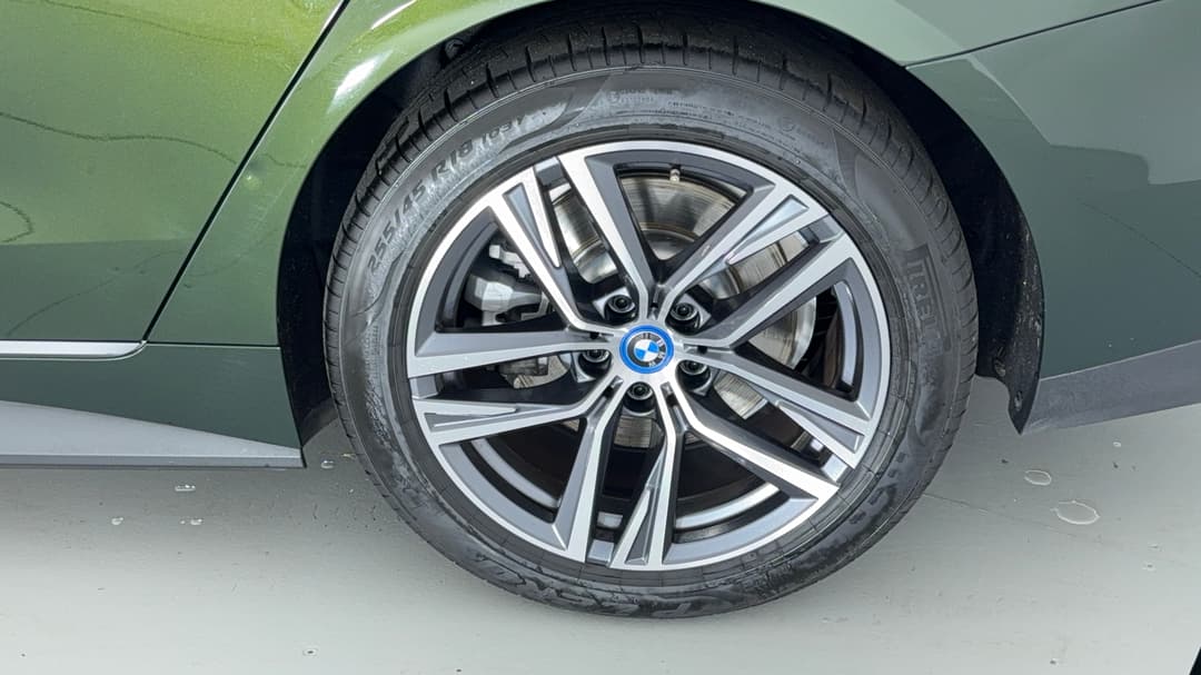 2024 BMW I4 Edrive35 Gran Coupe, Automatic, 11993 km, Left Rear Wheel