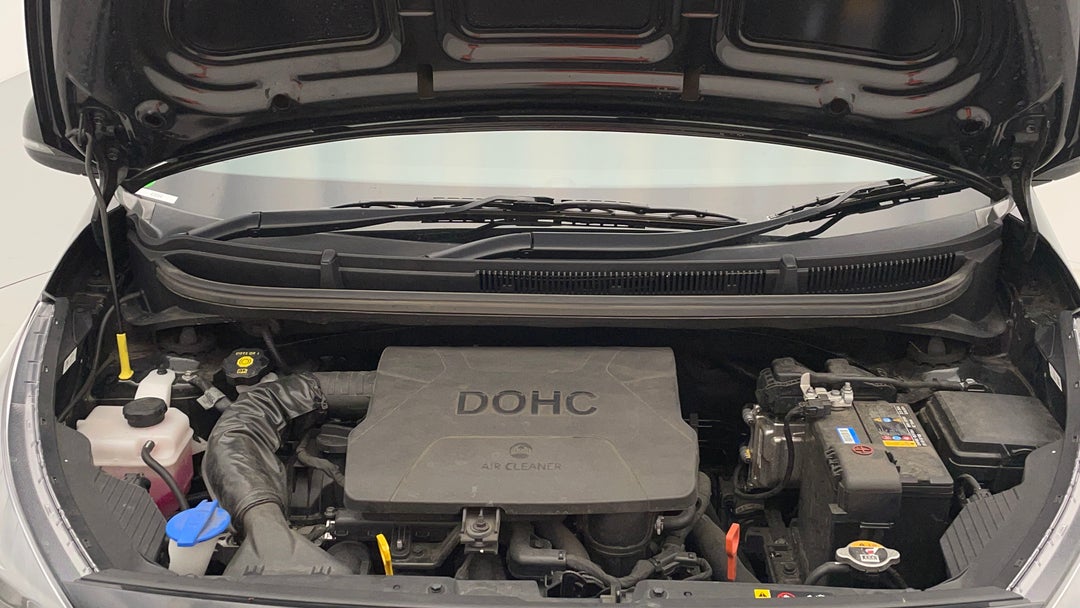 Open Bonnet (Engine)