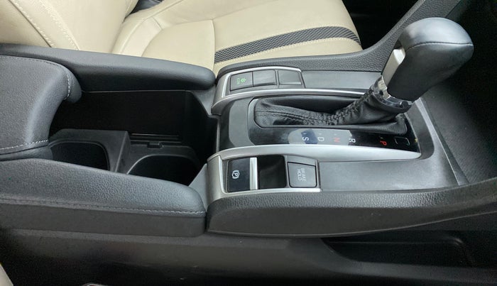 2019 Honda Civic 1.8L I-VTEC VX CVT, Petrol, Automatic, 9,957 km, Gear Lever