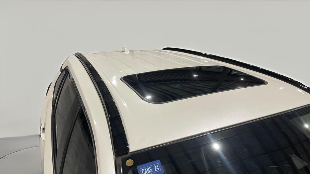 2019 Toyota RAV4 Cruiser (AWD) Hybrid, Automatic, 39377 km, Roof/Sunroof View