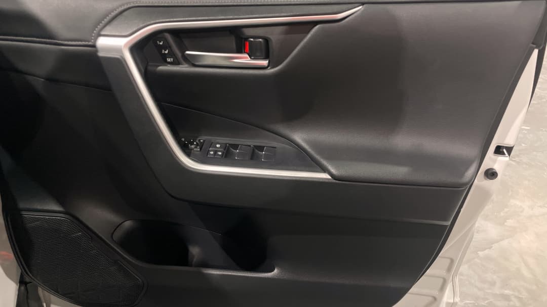 2019 Toyota RAV4 Cruiser (AWD) Hybrid, Automatic, 39377 km, Speaker View