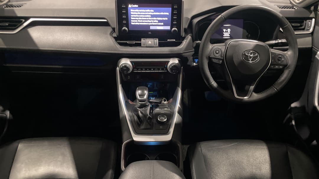 2019 Toyota RAV4 Cruiser (AWD) Hybrid, Automatic, 39377 km, Center Console