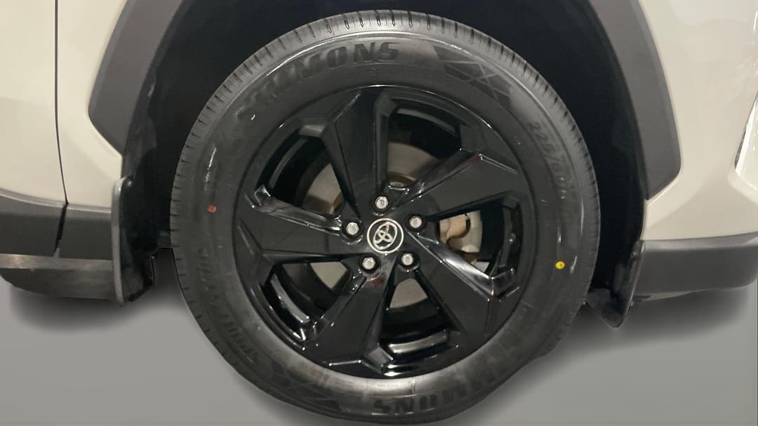 2019 Toyota RAV4 Cruiser (AWD) Hybrid, Automatic, 39377 km, Right Front Wheel