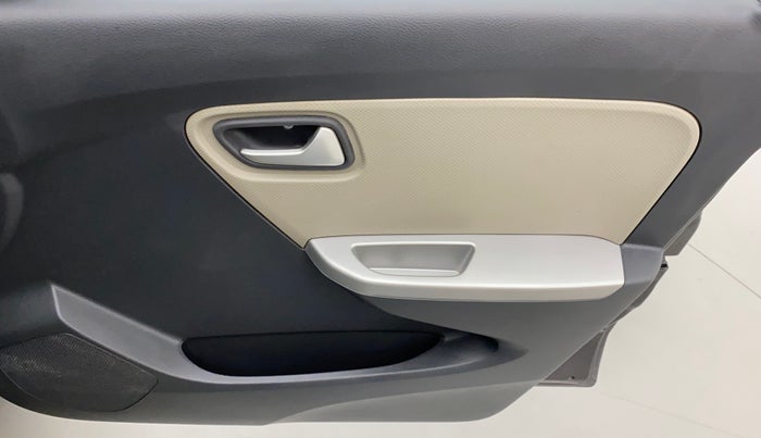 2019 Maruti Alto K10 VXI (O), Petrol, Manual, 41,396 km, Driver Side Door Panels Control