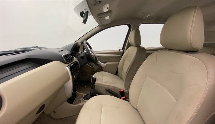 2016 Nissan Terrano XL P, Petrol, Manual, 19,844 km, Right Side Front Door Cabin
