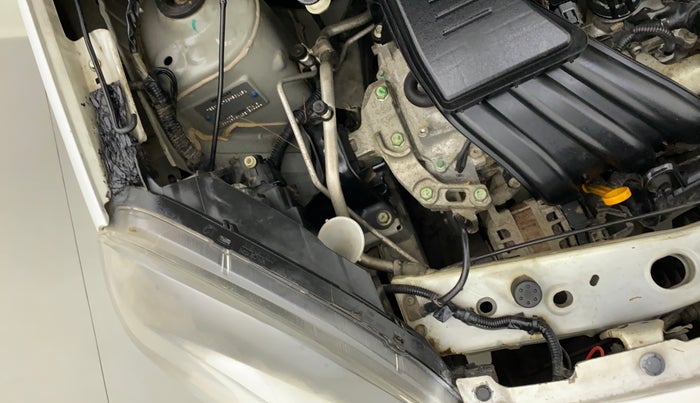 2016 Renault Pulse RXL PETROL, Petrol, Manual, 75,802 km, Right headlight - Clamp has minor damage