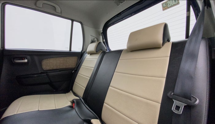 2017 Maruti Wagon R 1.0 VXI AMT, Petrol, Automatic, 51,539 km, Right Side Rear Door Cabin