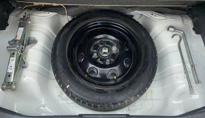 2017 Maruti Alto K10 VXI P, Petrol, Manual, 41,118 km, Spare Tyre
