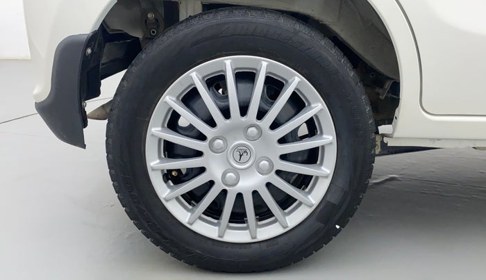 2017 Maruti Alto K10 VXI P, Petrol, Manual, 41,118 km, Right Rear Wheel