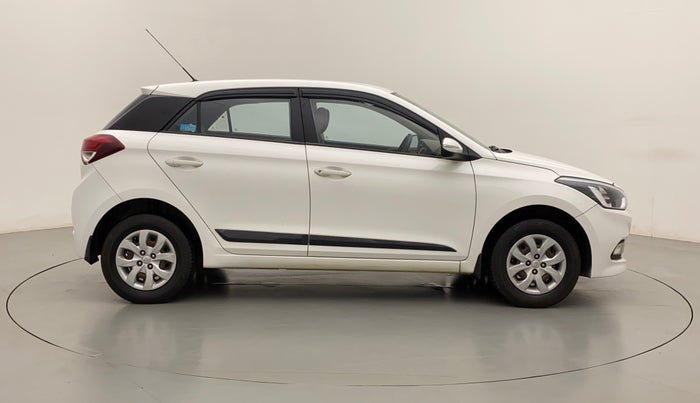 2016 Hyundai Elite i20 SPORTZ 1.2, Petrol, Manual, 89,728 km, Right Side View