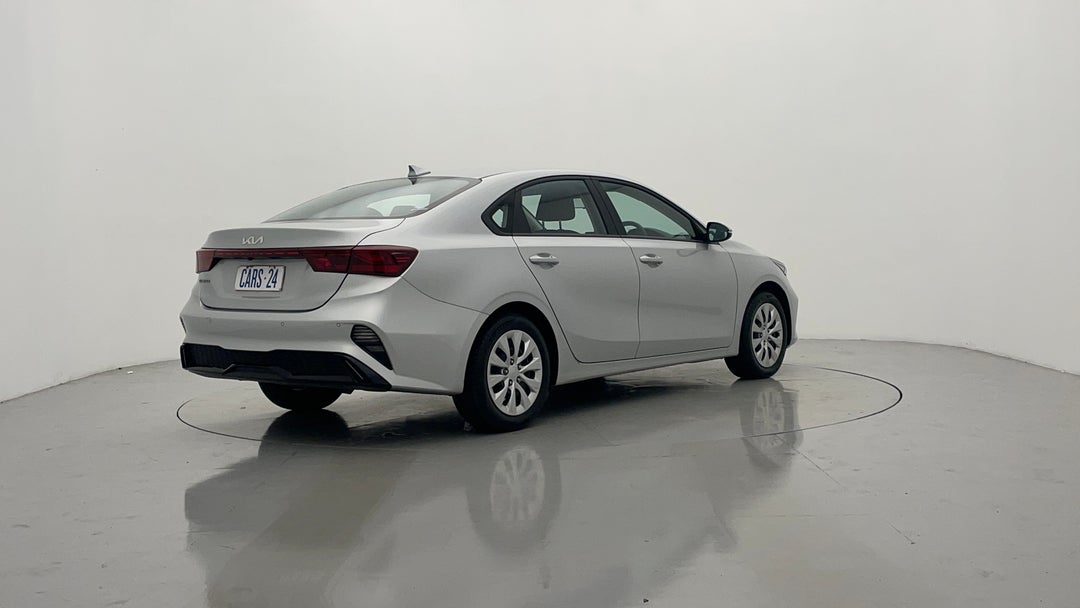 Right Back Diagonal (45- Degree) View