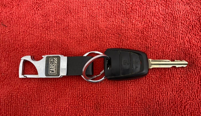 2016 Hyundai Grand i10 SPORTZ 1.2 KAPPA VTVT, Petrol, Manual, 24,521 km, Key Close Up
