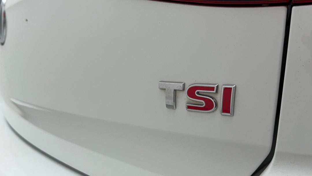 Badge (Boot Right Side)