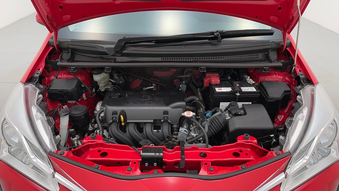 Open Bonnet (Engine)