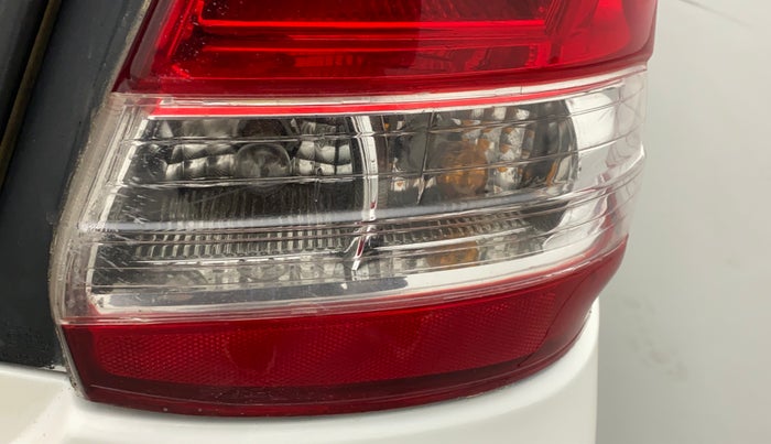 2014 Toyota Etios G SP, Petrol, Manual, 78,652 km, Right tail light - Minor damage