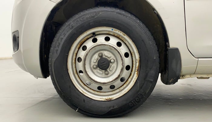 2012 Maruti Ritz LXI, Petrol, Manual, 74,168 km, Left Front Wheel