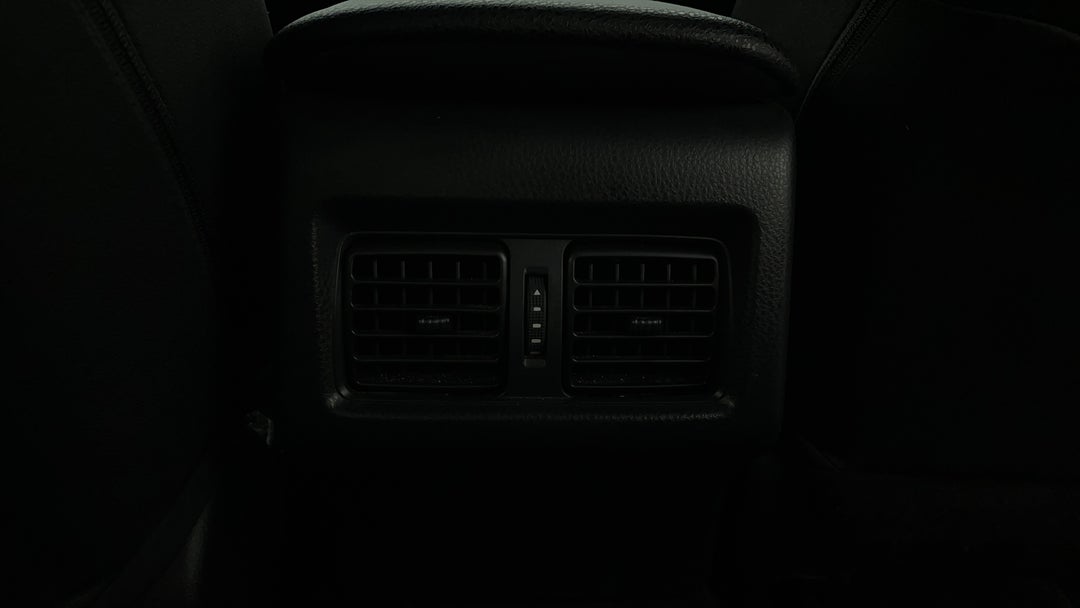 Rear A/C Vent