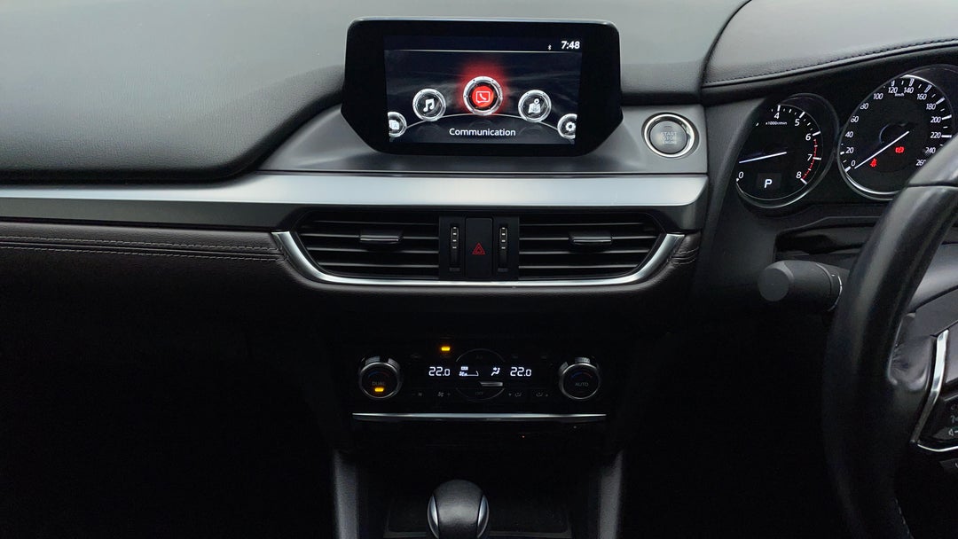 2017 Mazda 6 Touring, Automatic, 101384 km, Center Console