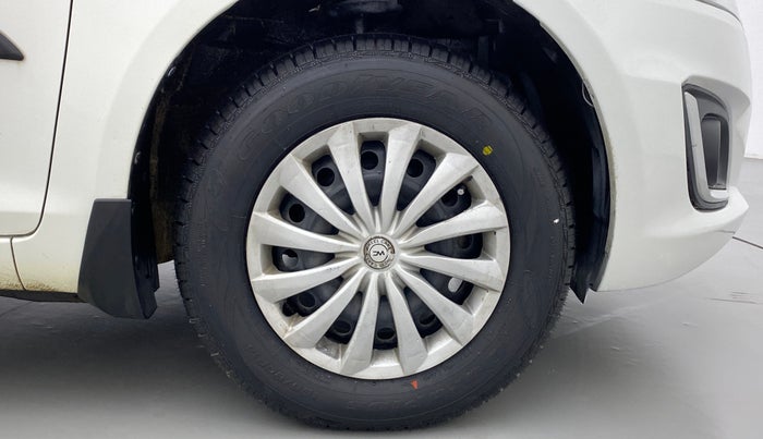 2017 Maruti Swift VDI ABS, Diesel, Manual, 26,196 km, Right Front Wheel