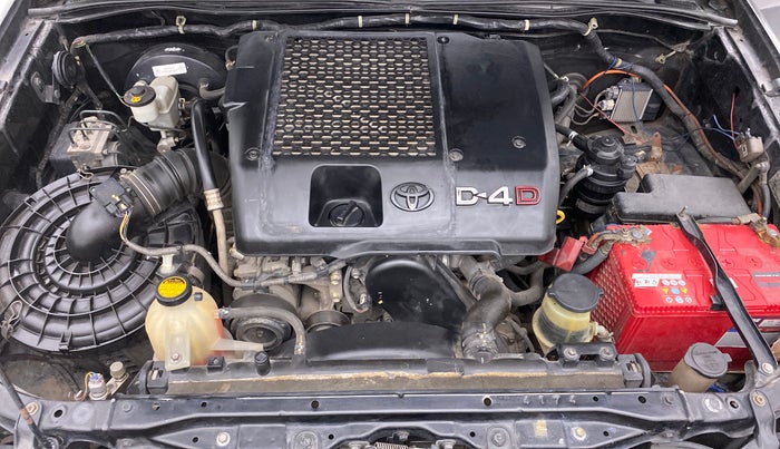2009 Toyota Fortuner 3.0 MT 4X4, Diesel, Manual, 2,17,011 km, Open Bonet