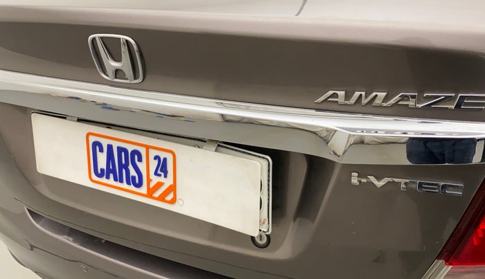 2013 Honda Amaze 1.2L I-VTEC S AT, Petrol, Automatic, 48,797 km, Dicky (Boot door) - Minor scratches