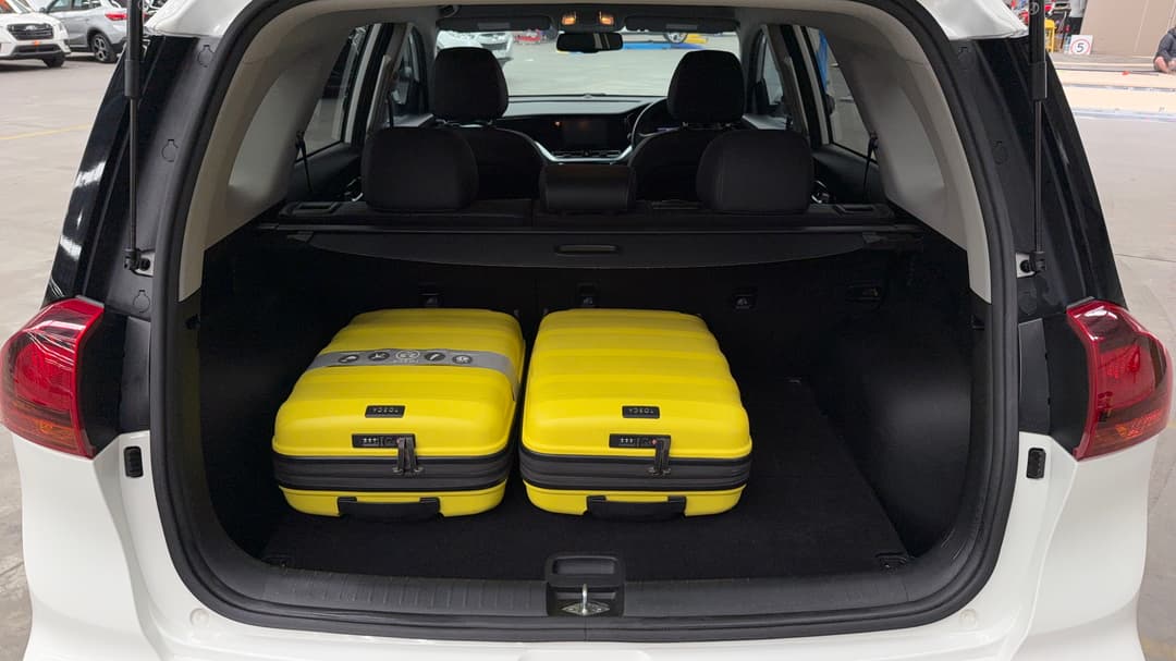 2022 Kia Niro Hev S (hybrid), Automatic, 66638 km, Boot Inside View with Luggage