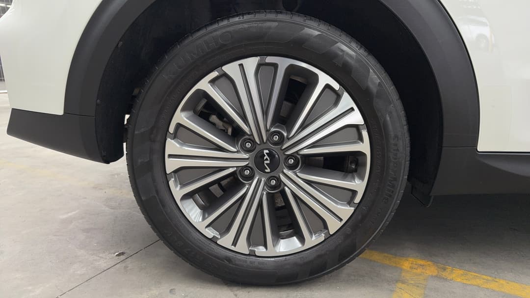 2022 Kia Niro Hev S (hybrid), Automatic, 66638 km, Right Rear Wheel