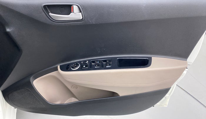 2016 Hyundai Xcent SX 1.2, Petrol, Manual, 51,923 km, Driver Side Door Panels Control