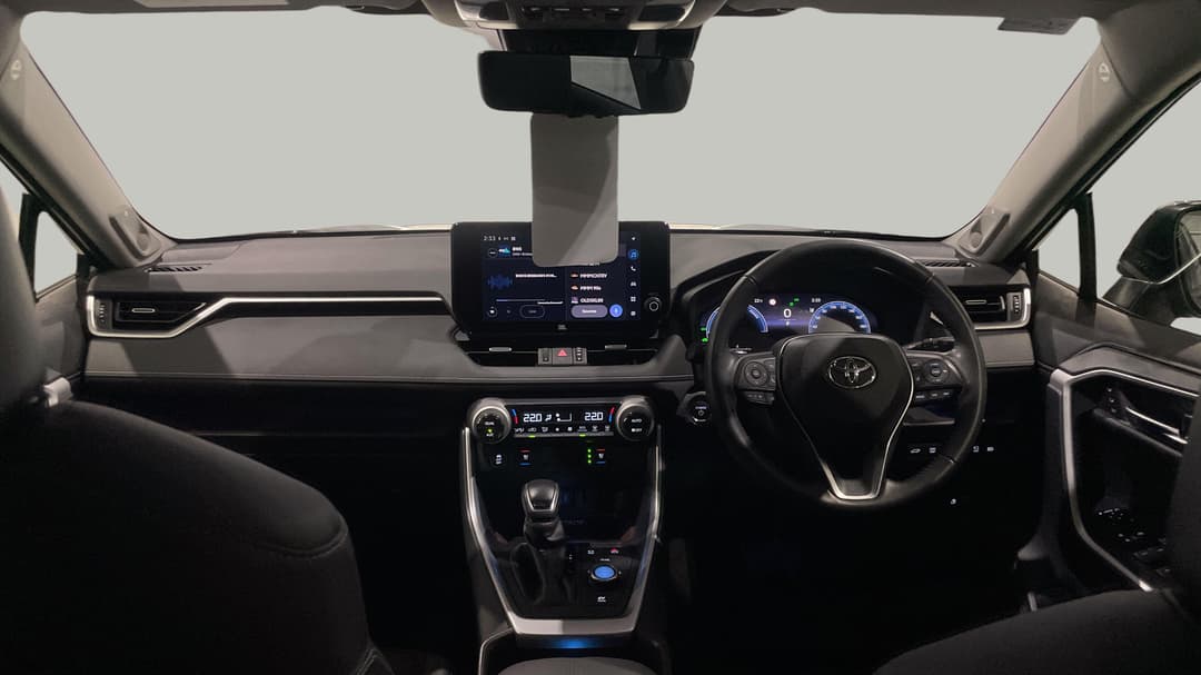 2024 Toyota RAV4 Cruiser (AWD) Hybrid, Automatic, 37498 km, Dashboard View