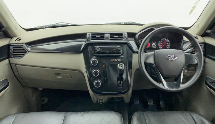 2017 Mahindra Kuv100 K4 6 STR, Petrol, Manual, 31,501 km, Dashboard