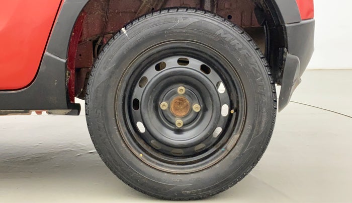 2017 Mahindra Kuv100 K4 6 STR, Petrol, Manual, 31,501 km, Left Rear Wheel