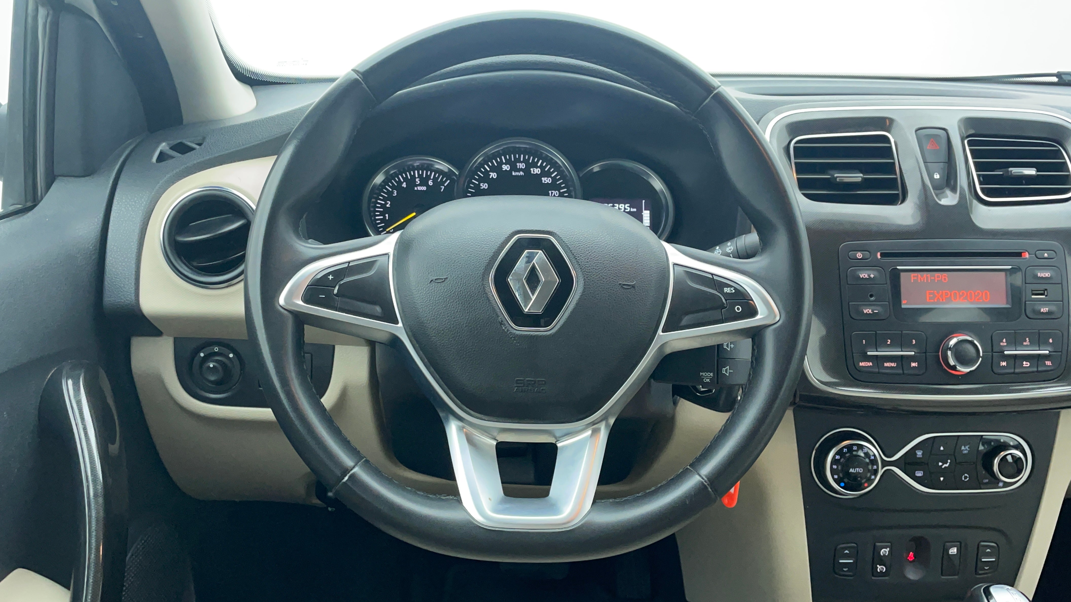 Renault Symbol-Steering Wheel Close-up