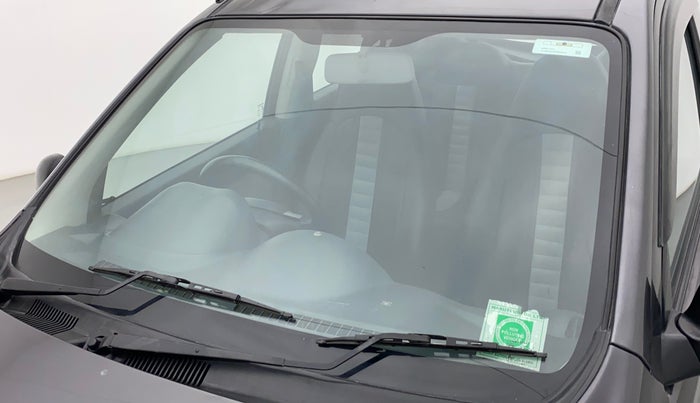 2017 Maruti Alto 800 LXI, Petrol, Manual, 95,373 km, Front windshield - Minor spot on windshield