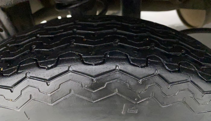 2017 Maruti Alto 800 LXI, Petrol, Manual, 95,373 km, Right Rear Tyre Tread