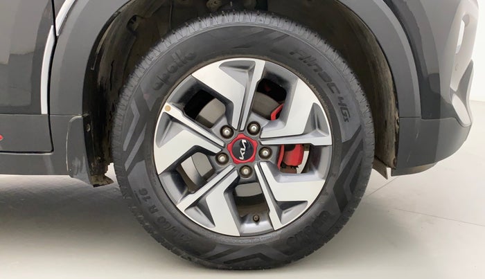 2022 KIA SONET GTX PLUS 1.5, Diesel, Manual, 23,386 km, Right Front Wheel