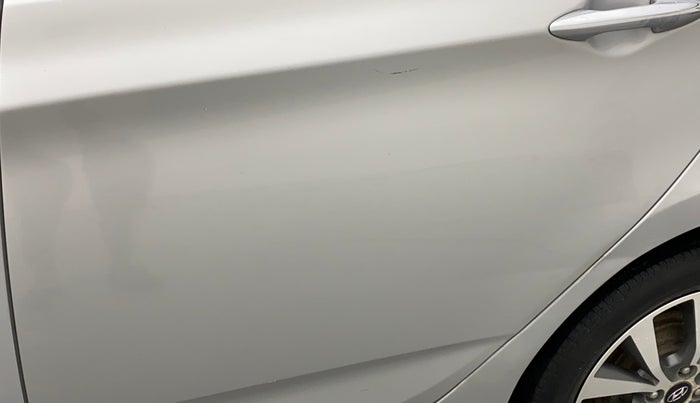 2015 Hyundai Verna FLUIDIC 4S 1.6 VTVT S(O), Petrol, Manual, 78,353 km, Rear left door - Slightly dented