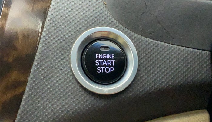 2015 Hyundai Verna FLUIDIC 4S 1.6 VTVT S(O), Petrol, Manual, 78,353 km, Keyless Start/ Stop Button