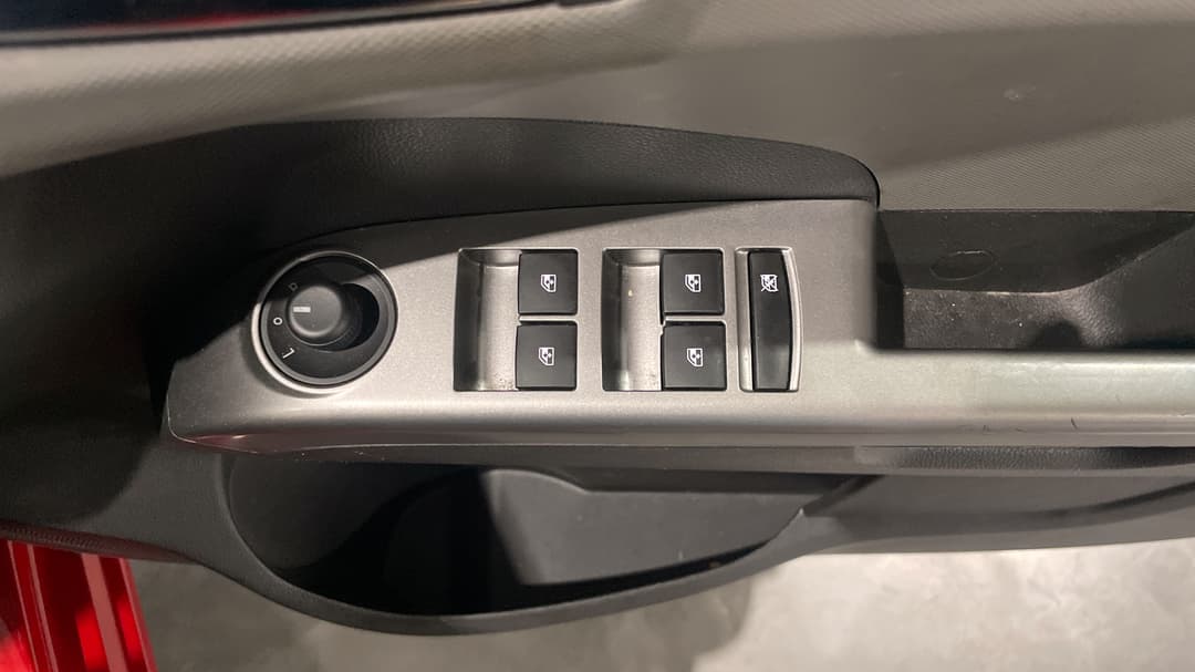 2016 Holden Barina Lt, Automatic, 89968 km, Drivers Side Door Panel Controls