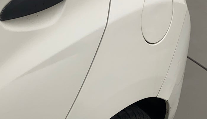 2017 Hyundai Eon MAGNA +, Petrol, Manual, 76,570 km, Left quarter panel - Slightly dented