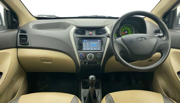 2017 Hyundai Eon MAGNA +, Petrol, Manual, 76,570 km, Dashboard