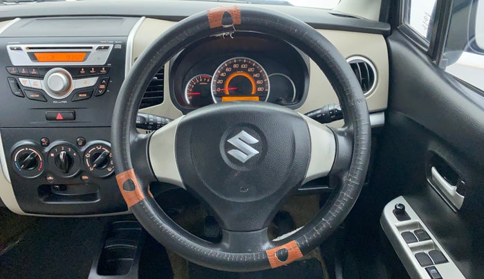 2016 Maruti Wagon R 1.0 VXI, Petrol, Manual, 73,081 km, Steering Wheel Close Up
