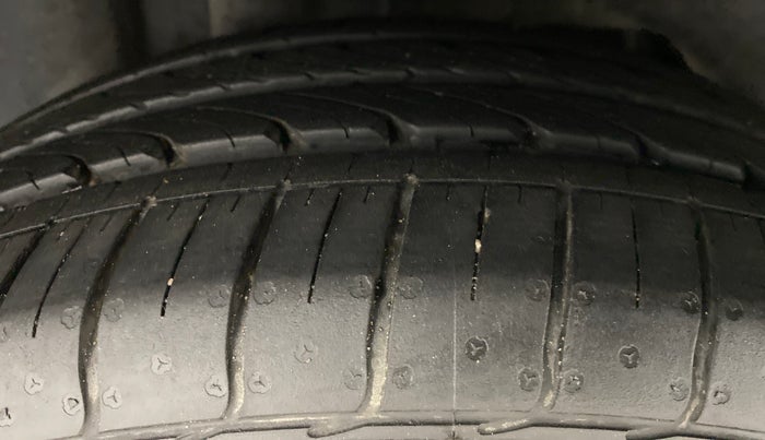 2018 Ford FREESTYLE TITANIUM 1.2 TI-VCT MT, Petrol, Manual, 9,466 km, Right Rear Tyre Tread