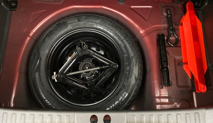 2018 Ford FREESTYLE TITANIUM 1.2 TI-VCT MT, Petrol, Manual, 9,466 km, Spare Tyre