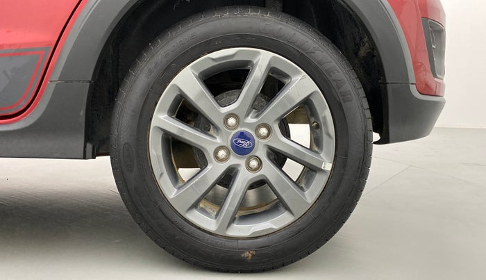 2018 Ford FREESTYLE TITANIUM 1.2 TI-VCT MT, Petrol, Manual, 9,466 km, Left Rear Wheel