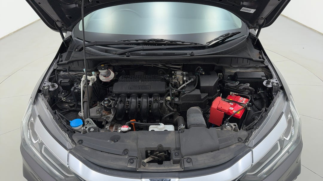 Open Bonnet (Engine)