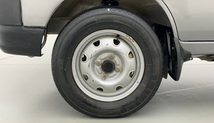2019 Maruti Eeco 7 STR, CNG, Manual, 31,626 km, Left Front Wheel