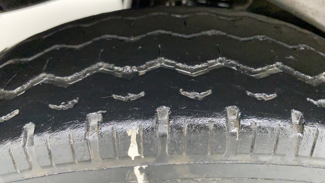 Right Rear Tyre Tread