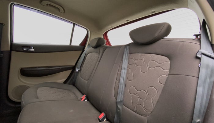 2011 Hyundai i20 SPORTZ 1.2 O, Petrol, Manual, 45,667 km, Right Side Rear Door Cabin